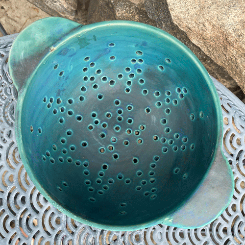 durkslag drejat timmervikens keramik turkos