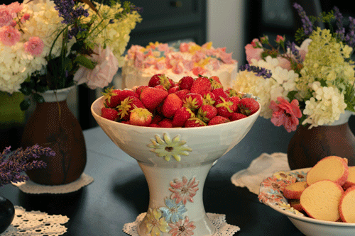 Timmervikens keramik blommor skål på fot