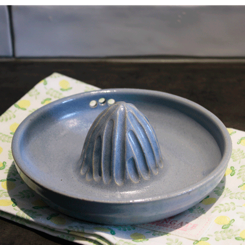 Citruspress timmervikens keramik presentproffsen keramik handgjord drejad